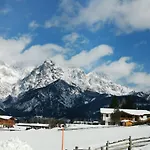 Haus Frankl 아파트 *